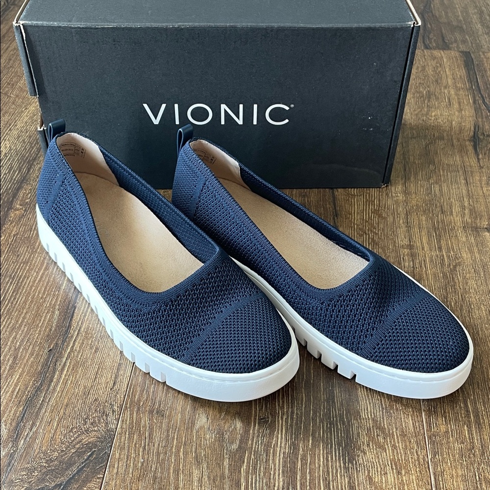 NWT Vionic Uptown Skimmer Knit Slip-ons Navy Blue Knit Slip Ons